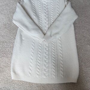 Elegant White Cable Knit Sweater
